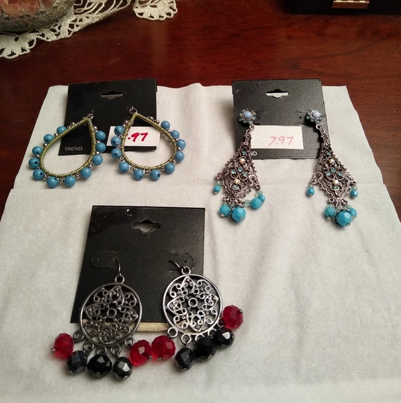 SOLD Earrings - Picture 2 of 2